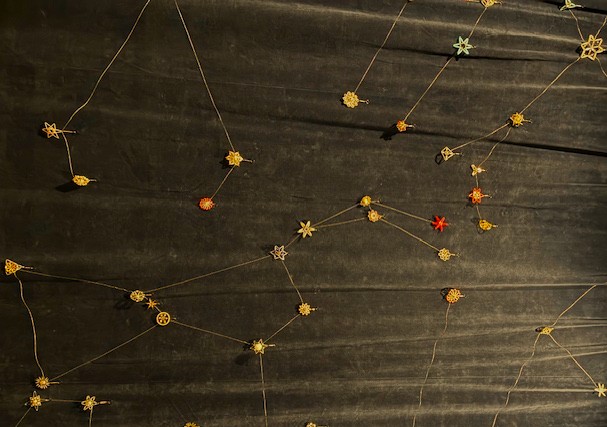 Ein Kosmos der Zerbrechlichkeit